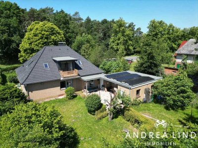 Modernisiertes Einfamilienhaus mit Wärmepumpe, Photovoltaik und großem Garten in Wohlenbeck