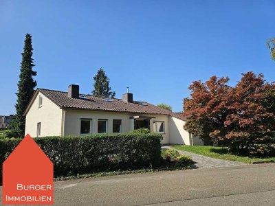 Bestens renoviertes EFH mit großem Garten, Garage und Stellplatz in Mühlacker