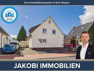 Familienfreundliches Ein-/Zweifamilienhaus in der Euskirchener Südstadt – modernisiert & großzügig