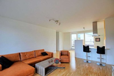 PHANTASTISCHE WOHNUNG IM PENTHOUSE-STIL - 2 ZIMMER + 2 BÄDER + GROßE TERRASSE + BALKON