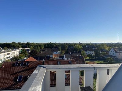 Gemütliche 4 Zimmer Dachgeschosswohnung mit exklusivem Blick über ganz Gersthofen!