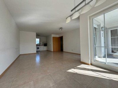 Stilvolle, neuwertige 3-Zimmer-Wohnung mit Balkon und EBK in Dormagen