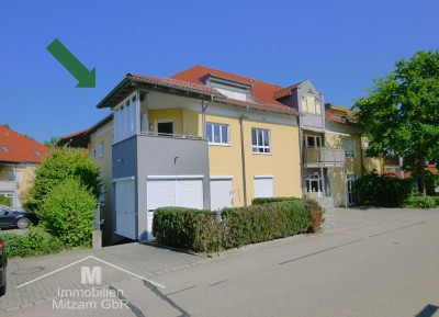 Lichtdurchflutete 2-Zimmer-OG-Whg. mit Aufzug, EBK u. Carport in besonderer Wohnanlage am Sulzpark