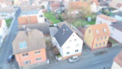 Kapitalanlage: Charmantes Einfamilienhaus mit ausgebautem Nebengebäude in sehr guter Lage