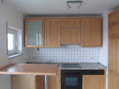 2 ZW mit Tageslichtbad + Balkon, S-Bahn, beliebte Wohnlage, Bestlage in Eschborn