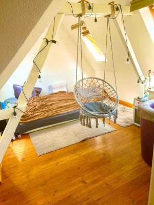 gemütliches WG Zimmer in 4er WG zu vermieten