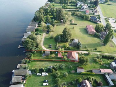 Rarität in der Meckl.Kleinseenplatte-großes Seegrundstück mit Haus, Finnhütte & eigenem Wasserzugang