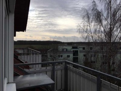 Dachgeschosswohnung mit Balkon und Einbauküche in Nattheim