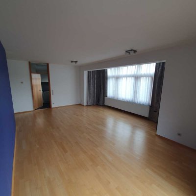 Schöne 2,5-Zimmer-Wohnung  in 71034 Böblingen