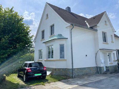 Saniertes Einfamilienhaus mit Altbaucharm