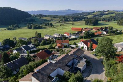 AUSSICHTSREICH.REPRÄSENTATIV.NATURNAH. - Stilvolles Wohnen vor malerischem Allgäuer-Alpenpanorama