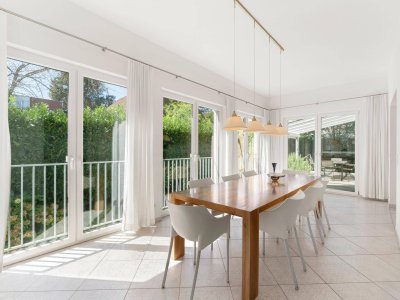 Exklusive Villa mit Wohn- und Ordinationsmöglichkeit beim Hilmteich