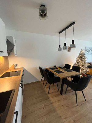 Stilvolle, gepflegte 1,5-Zimmer-Wohnung mit Einbauküche in Bonn