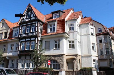 Perfekte Single Wohnung, 2 Zi in denkmalgeschütztem Stadthaus +Parkplatz, geeignet als Zweitwohnsitz