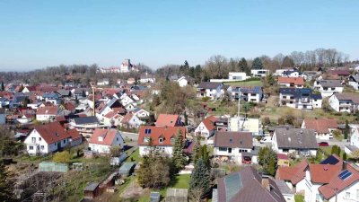Großzügige bezugsfertige DHH - wertig modernisiert - in 89312 Günzburg-Reisensburg