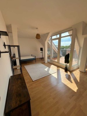 Room in rooftop apartment - fully furnished