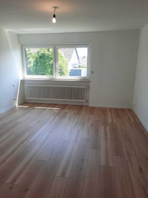 Ansprechende 4-Zimmer-Hochparterre-Wohnung mit Terrasse und Einbauküche in Leimen-Gauangelloch