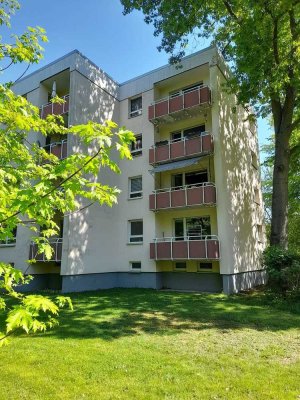 Zentral gelegene, gepflegte 3-Zimmer Eigentumswohnung mit Balkon & Klimaanlage in Hanau Großauheim
