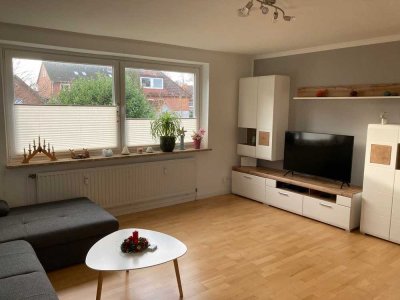 Gepflegte 2-Zimmer-Wohnung mit Balkon und Einbauküche in Bargteheide