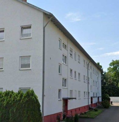 Geschmackvolle, modernisierte 1,5-Zimmer-Wohnung mit gehobener Innenausstattung mit EBK in Metzingen