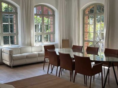Stilvolle 2-Zimmer-Loft-Wohnung mit gehobener Innenausstattung, Terrasse, Sauna und EBK in Münster