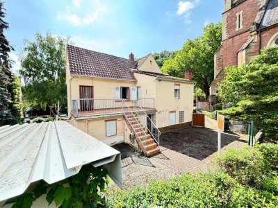 Kleines Häuschen mit großem Potenzial – Baugrundstück inklusive!