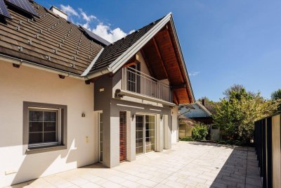 Entspannen, genießen, autark leben: Energieeffizientes Traumhaus mit Pool, PV-Anlage &amp; Doppelgarage!