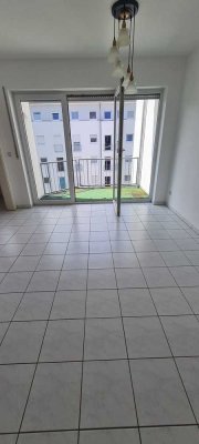 Schöne helle 2 ZKB Wohnung im Europaviertel-Wiesbaden