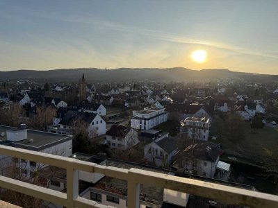 Pool und exklusiver 180°-Panoramablick auf den Herkules – 3-Zimmer-Wohnung in Kassel