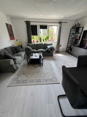 Wunderschöne 2-Zimmerwohnung mit Balkon in Longerich!