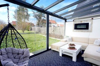 Modern renoviert, neues Bad, Kamin, Wintergarten, großer Garten
