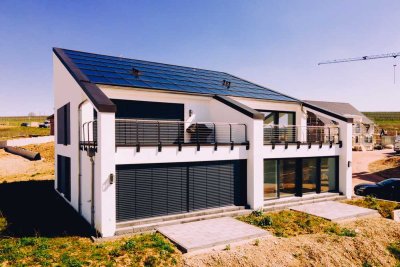 Moderne Doppelhaushälfte im Neubaugebiet "In den Weingärten"