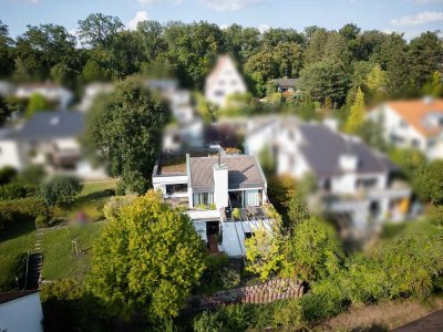 Zweifamilienhaus mit moderner Architektur in gefragter, absolut ruhiger Aussichtslage