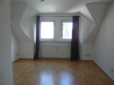 Schöne 2-Zi. Wohnung