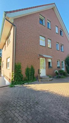 Attraktive Doppelhaushälfte mit separater Einliegerwohnung- zentrumsnah