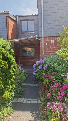 Reihenmittelhaus mit Garage und Teilkeller, 4 Zimmer