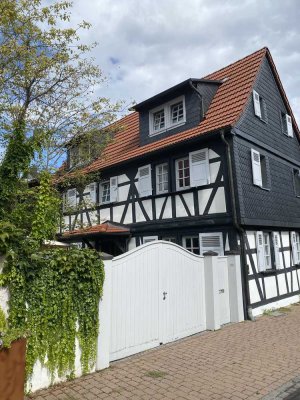 Familien freundliches, Denkmal geschütztes Einfamilienhaus mit Charme