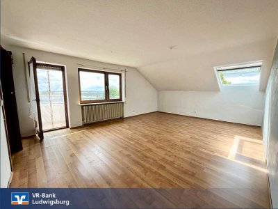 4-Zimmer-Wohnung mit Aussicht im 4.OG
bezugsfrei oder als Kapitalanlage