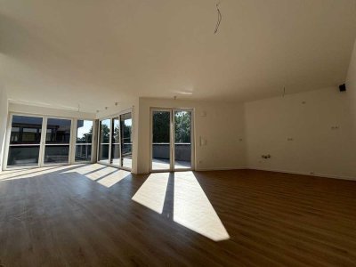 Exklusive Penthouse-Wohnung mit großer Dachterrasse und traumhaftem Waldblick