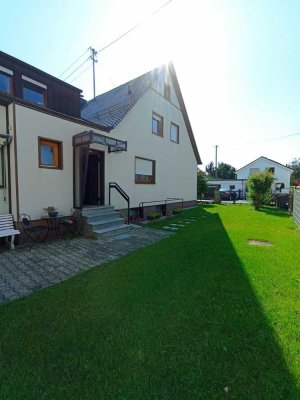 Privatverkauf: Doppelhaushälfte mit Garten, Werkstatt, Garage & Blick