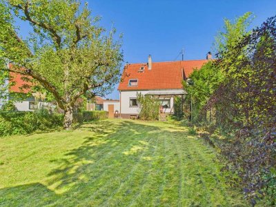 CHARMANTES HAUS AUF GROSSEM GRUNDSTÜCK IN OLCHING SANIERUNGSBEDÜRFTIG MIT VIEL POTENZIAL