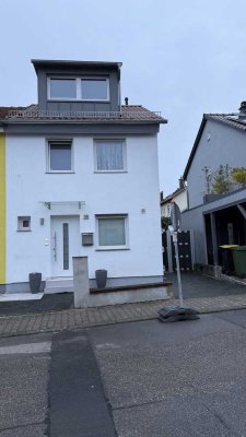 Modernisiertes Haus mit 4 Zimmern in Gerlingen