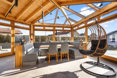 Platzwunder! EFH mit Pool und zusätzlicher Bebauungsmöglichkeit eines Reihenendhauses