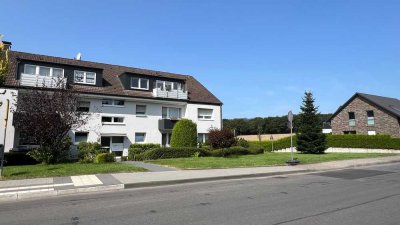 Solingen Gräfrath DG 81m²; 3 Zi;K,D,B,Kellerabstellraum, PKW Stellplatz