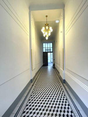 Altbaucharme- neu sanierte - 2 Zimmer Wohnung - Kleingasse