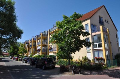 Reserviert*Anlageobjekt: vermietete 2 Zimmer DG Wohnung mit Balkon  - DG Ausbau möglich