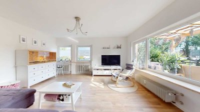 Helle 4,5 Zi. Wohnung mit Balkon, neuwertiger Küche und Aussenstellplatz in zentraler Lage