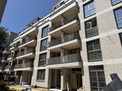 Familienfreundliche 4-Zi.-Neubauwohnung mit Balkon im Herzen der Sternschanze