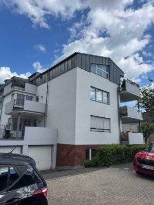 Bezugsfreie und renovierte Wohnung  in Aachen - Eilendorf !