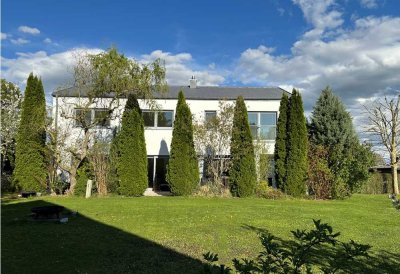 Architektenhaus mit Wellness-Oase, Fitnessraum & Traumgarten – Wohnen auf höchstem Niveau!